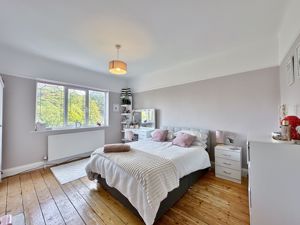 Photo 10- click for photo gallery